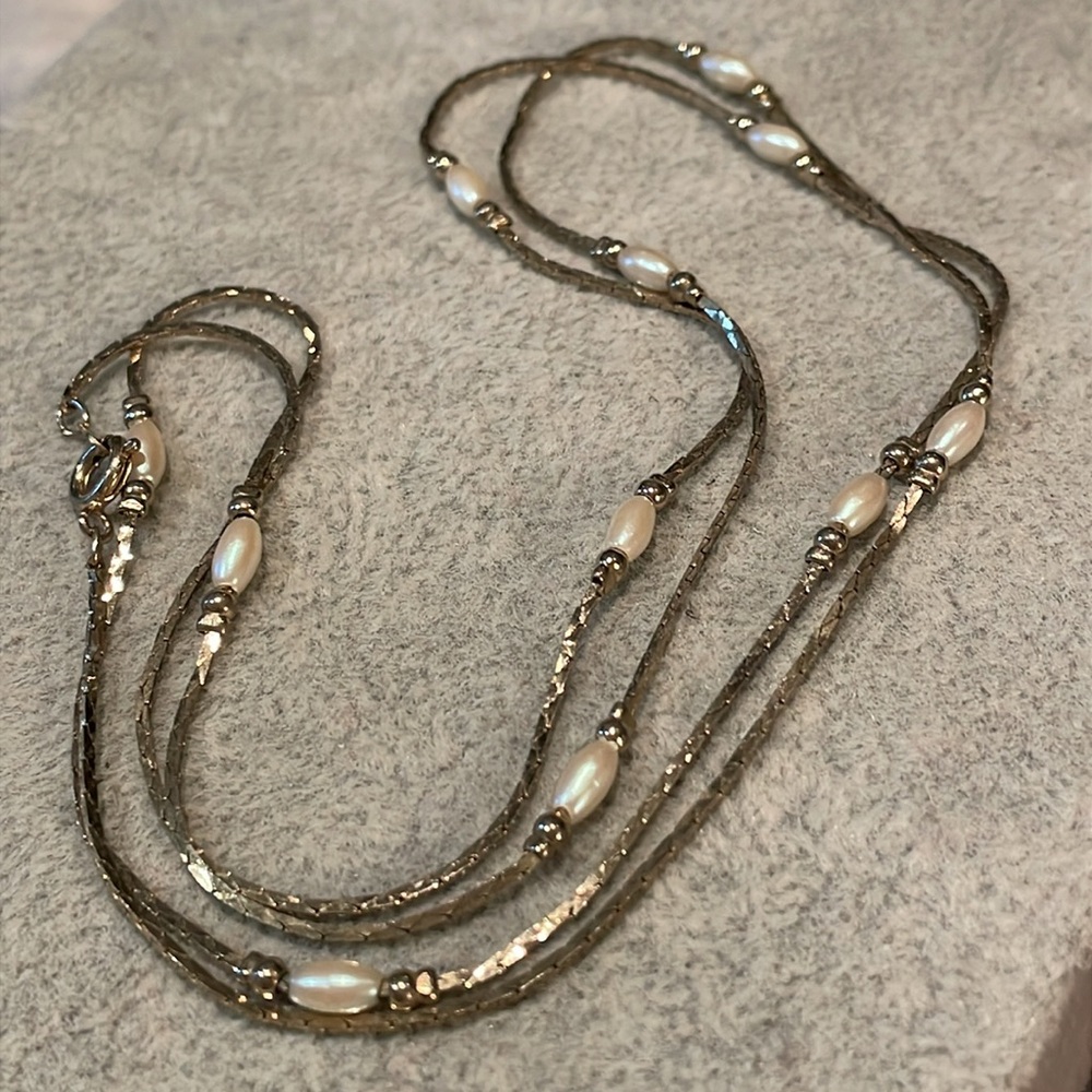 Elegant Fresh Water Rice Pearl and Gold Plated Necklace Vintage Station Style